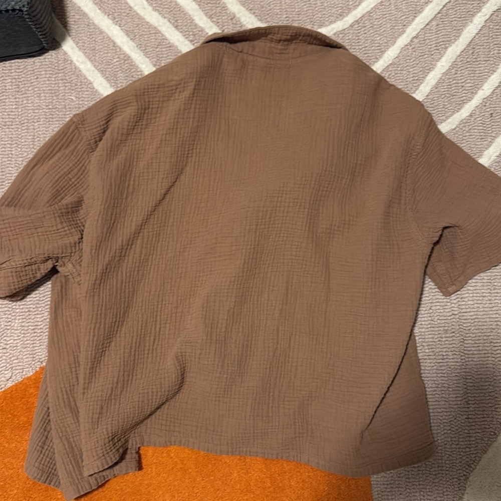 Linen button down - Picture 3 of 3